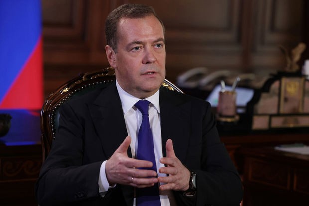 Medvedev: “Nüvə münaqişəsi təhlükəsi artıb”